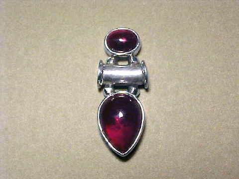 Almandine Red Garnet Jewelry: Pendants, Earrings, Bracelets, Necklaces and Rings