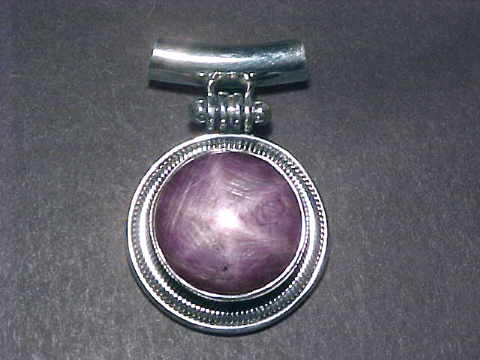 http://www.mineralminers.com/images/ruby/jlry/rbyj120.jpg