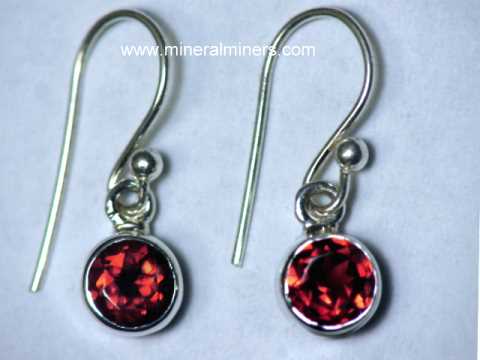 100% NATURAL 7X5MM GARNET DEEP RED 3-STONE RARE STERLING SILVER 925 EARRING