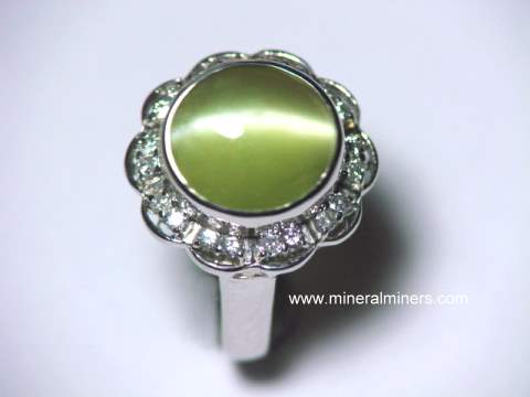 Rare Large Fine Quality Chrysoberyl Catseye Ring in Platinum