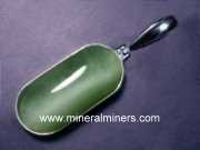 Jade Jewelry: natural cats eye jade pendant