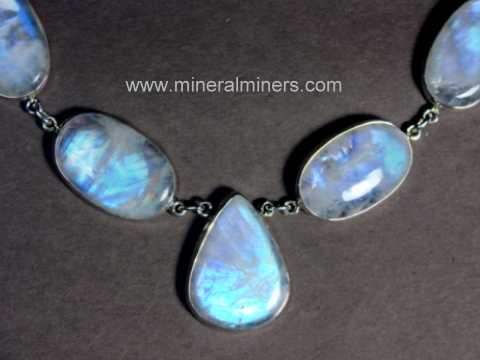 Newest design Moon Cat Women Jewelry White Fire Moonstone Gems collier pendentifs 