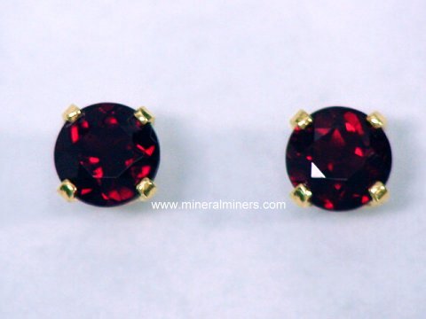 Pyrope discount garnet ring